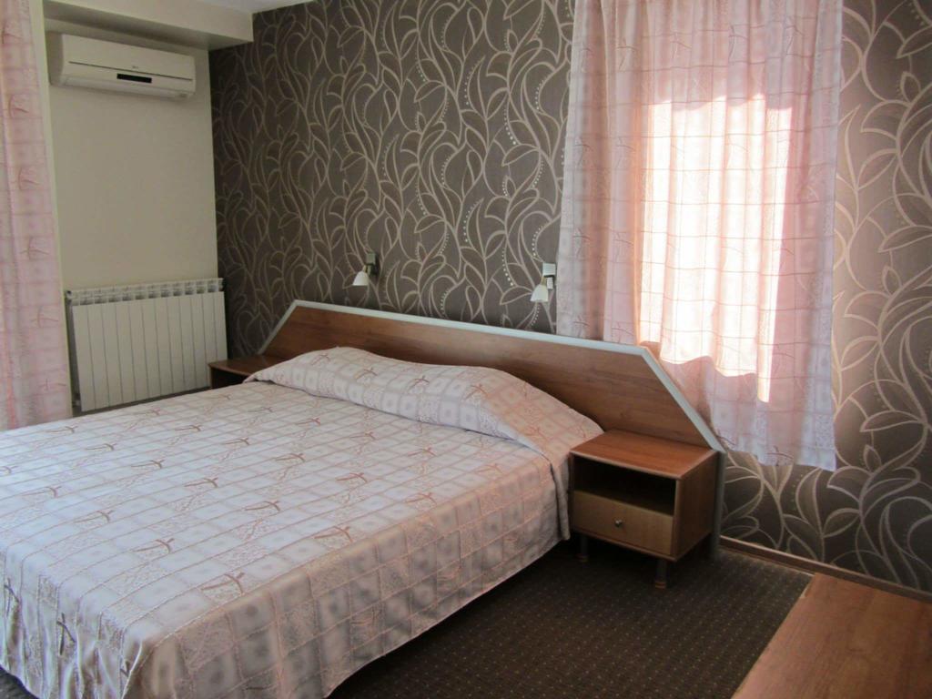 Guest House Ianis Paradise Nesebar Esterno foto